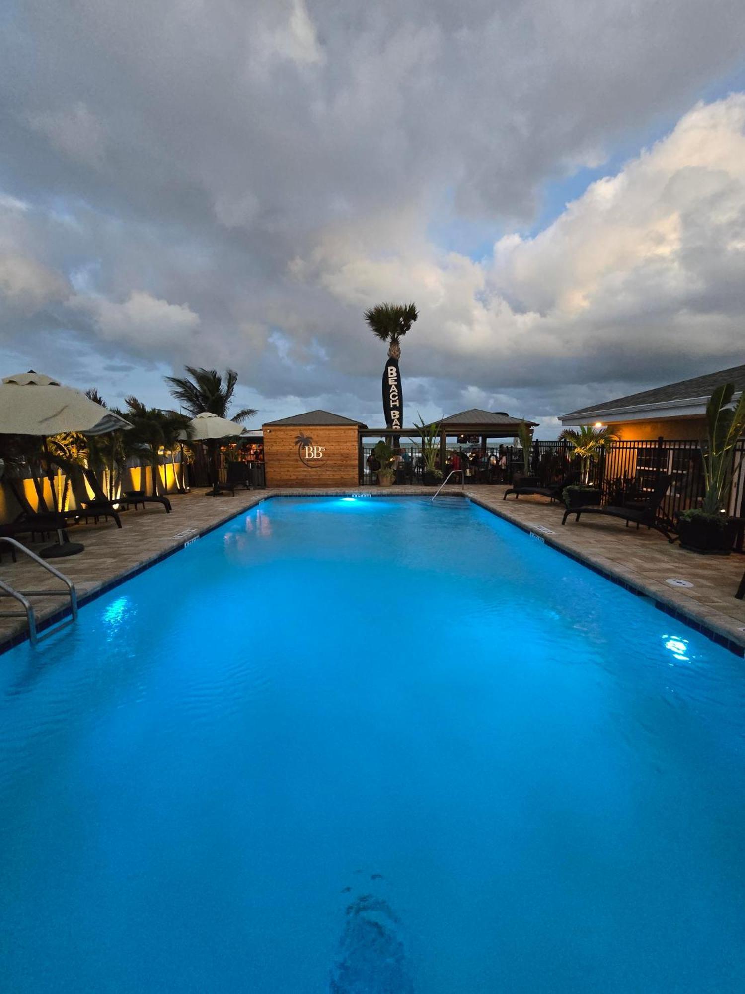Bleu Beach Resort Indialantic Dış mekan fotoğraf